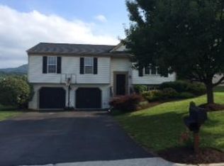 6221 Ashmont Dr, Roanoke, VA 24018