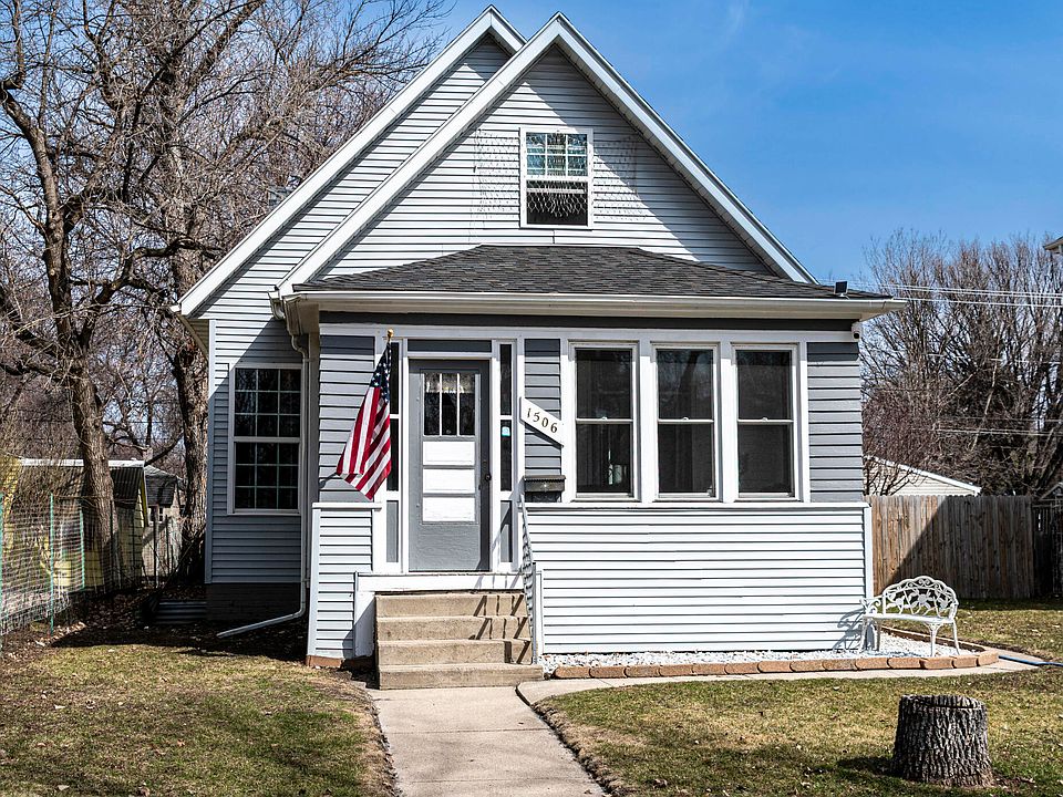 1st image of 1506 University Ave
