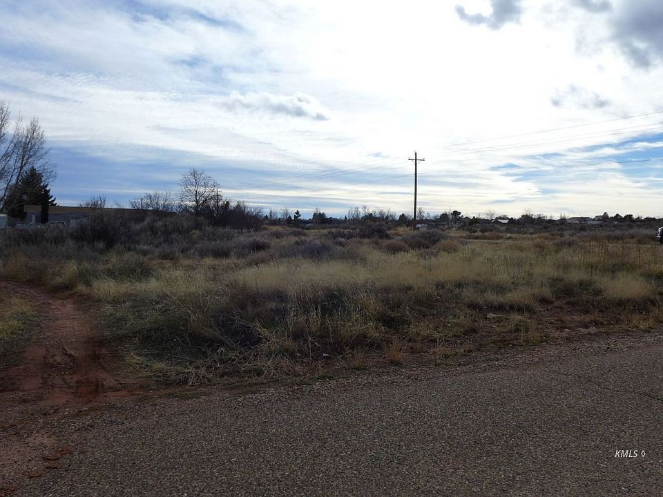 2nd image of 579 W Swapp Dr