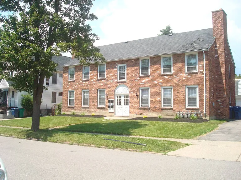 57 Flower St — Photo 1