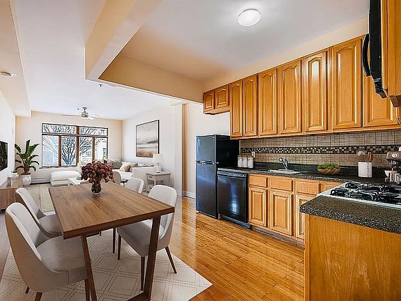 4th image of 120 Ocean View Ave APT 1A
