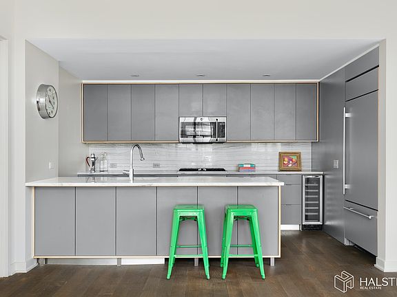 4th image of 205 Water St APT 7C