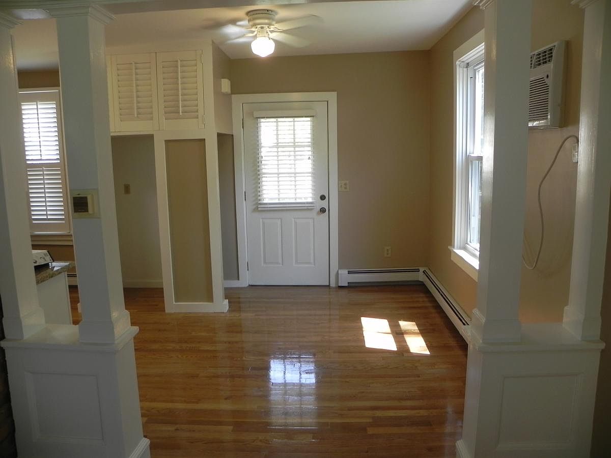 86 Terrace Ave, Riverside, RI 02915 Zillow