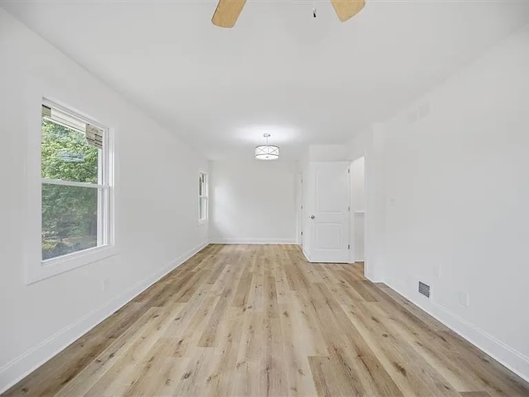 1073 Grayson Pkwy — Photo 26