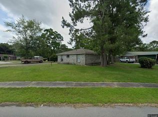 2425 Calle De Feliz St, Gautier, MS 39553