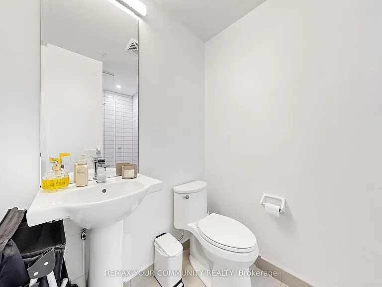 70 Princess St #2404 — Photo 22