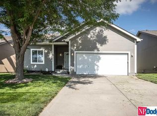 4977 S 190th Ave, Omaha, NE 68135