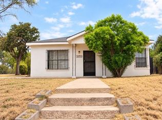 2302 E Lyon St, Laredo, TX 78043
