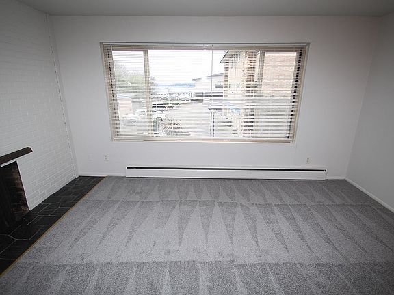 2nd image of 2323 W Newton St APT 6