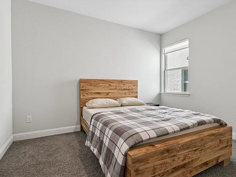 3307 Ashlar Ct — Photo 5