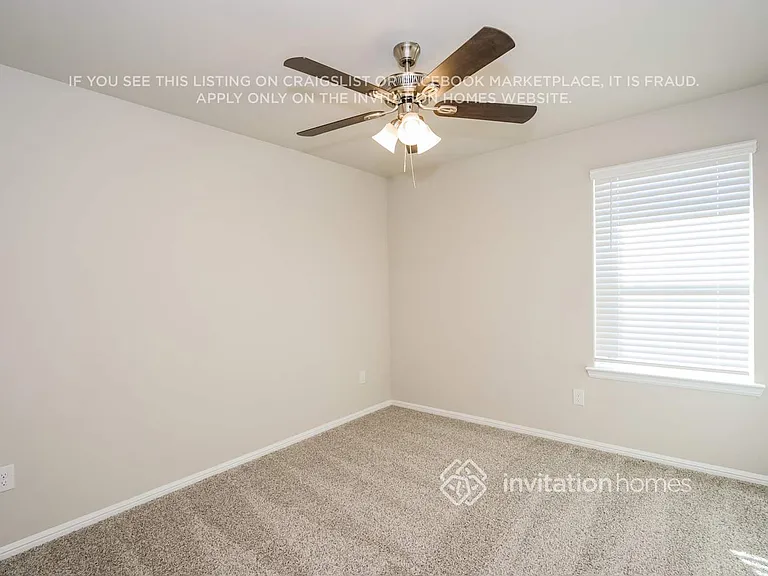 437 Blanco Dr — Photo 12