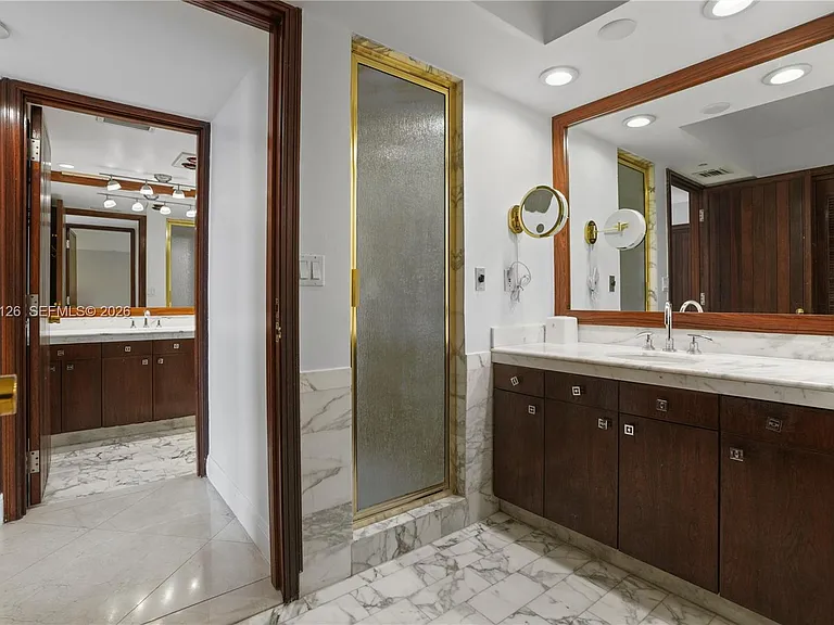 19355 Turnberry Way #25GR — Photo 28
