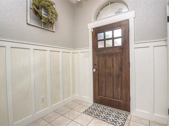 4th image of 2600 Bluebonnet Valley Dr