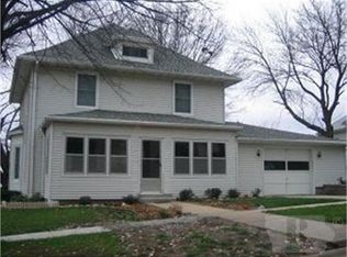301 Prairie Ave, Stanton, IA 51573