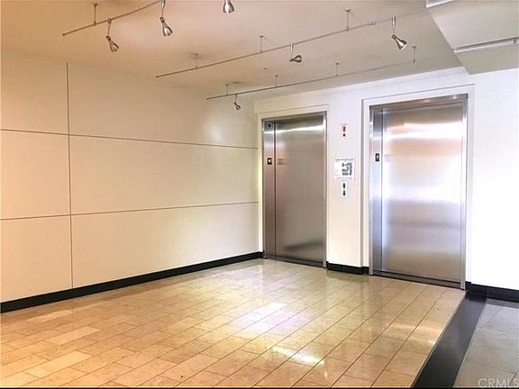 4th image of 160 S Hudson Ave Unit 316