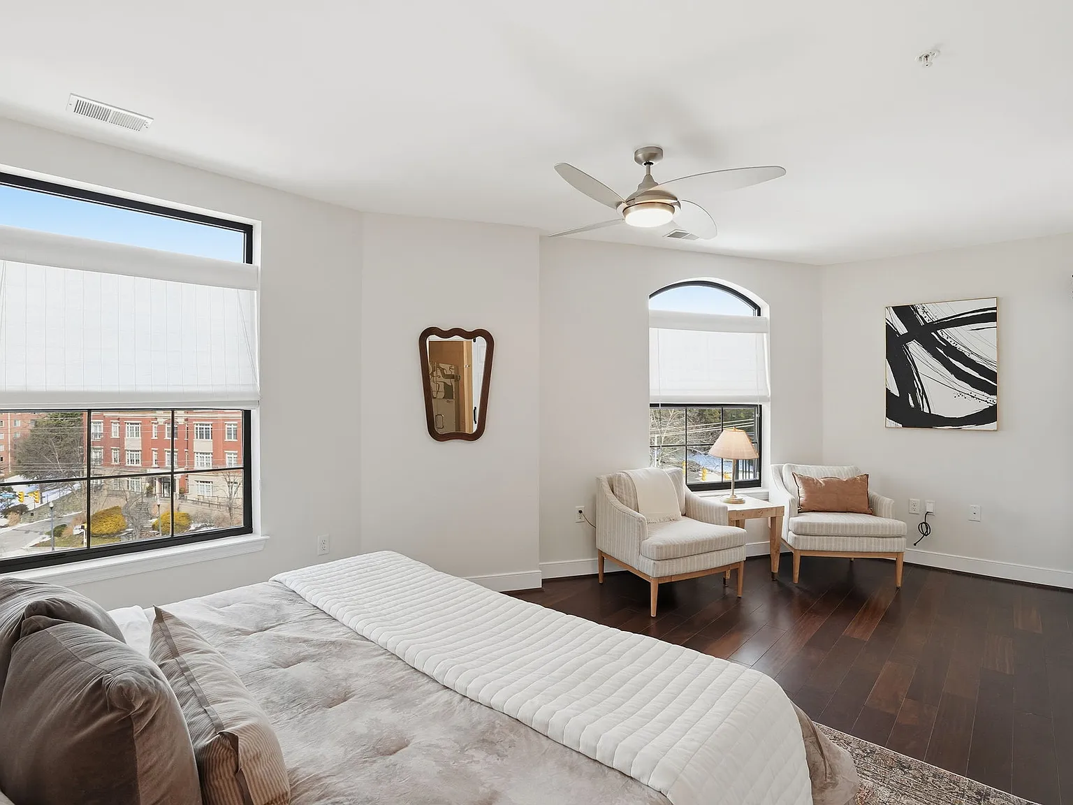 2 bed, 1470 sqft, $4,950 — Photo 3