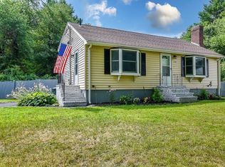 270 Elm St W, Raynham, MA 02767