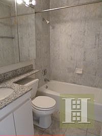 5th image of 245 E 44th St APT 18B