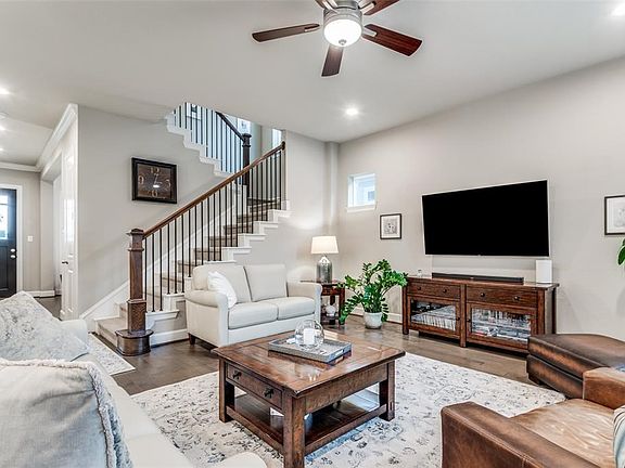 3rd image of 8717 Monticello Mews