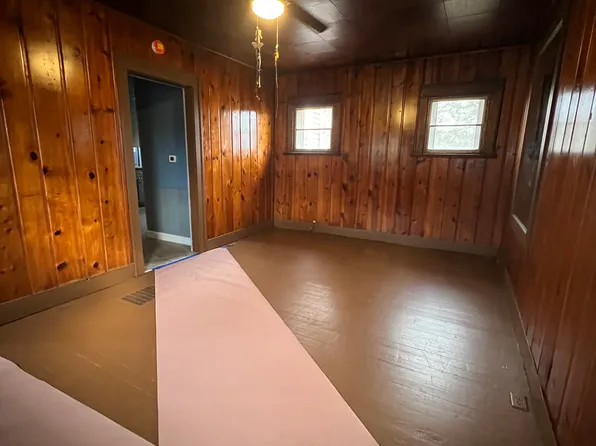 2116 Idaho St, Terre Haute, IN 47802