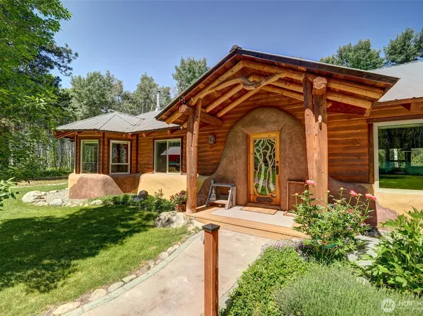 19 Wright Road S, Winthrop, WA 98862