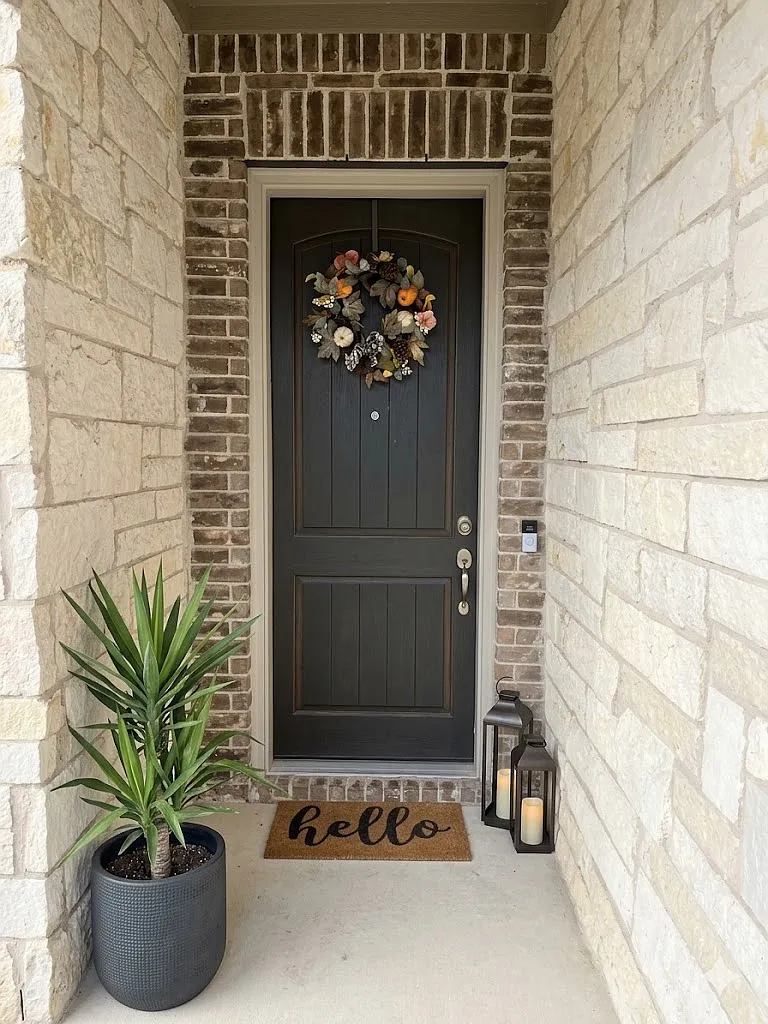 4 bed, 3300 sqft, $2,900 — Photo 3