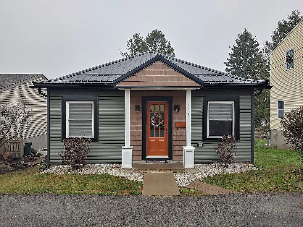 416 16th Ave photo 1