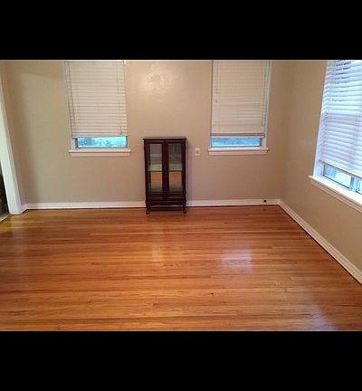 3rd image of 409 Greenway Ave
