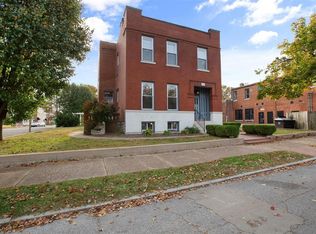 402 Schirmer St, Saint Louis, MO 63111