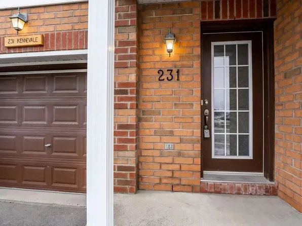 231 Kennevale Dr #1, Ottawa, ON K2J 0C3