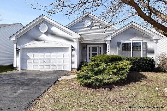 1st image of 1108 Orchard Lake Dr