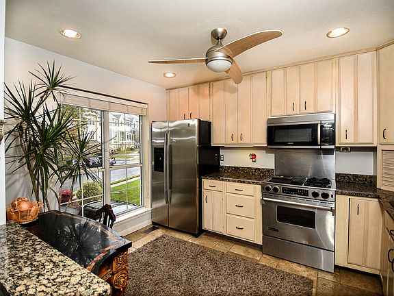 42" custom cab. JennAir gas stove