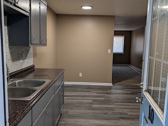 5th image of 1980 Stanton Rd #6