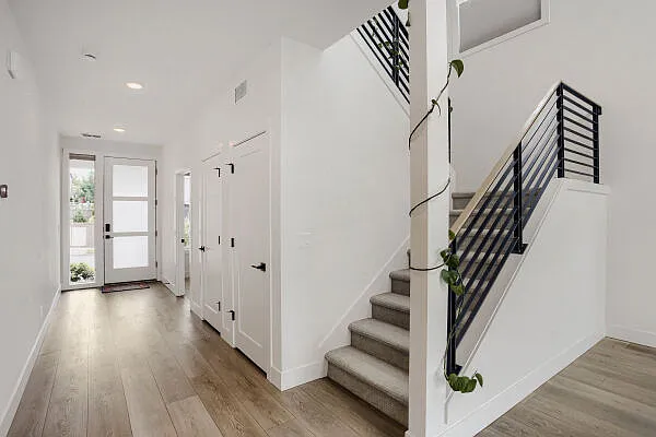 7353 NW Oakfern Dr — Photo 4