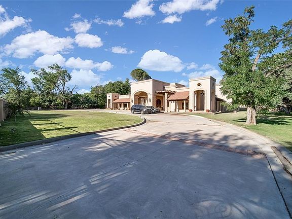 3rd image of 5002 Vista Del Monte St