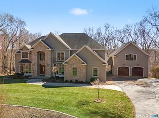 162 Britiani Rd, Southbury, CT 06488