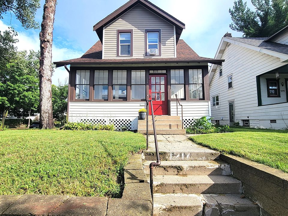 1st image of 1217 Thomas Ave