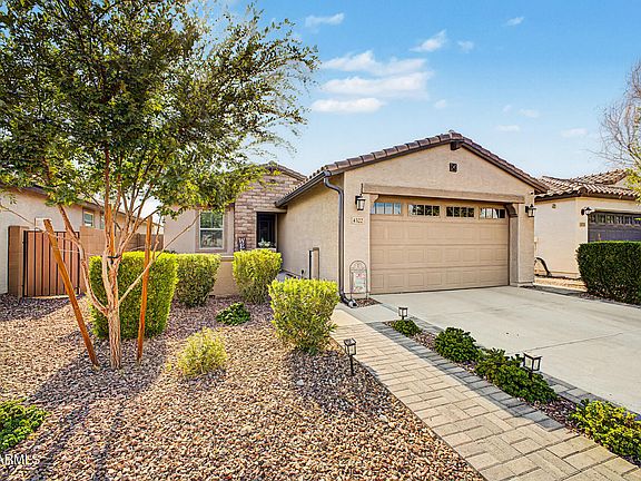 2nd image of 4322 N 94TH Avenue