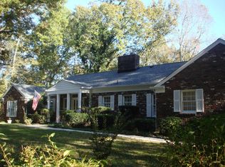 102 Wildwood Ave, Oak Ridge, TN 37830