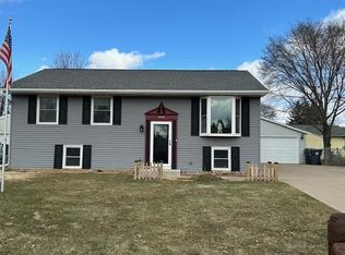 3329 Robinsdale Ave, La Crosse, WI 54601