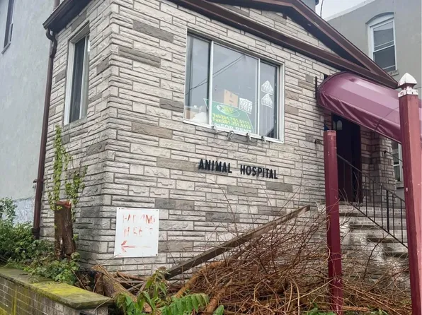 9018 Kennedy Boulevard image 1 of 1