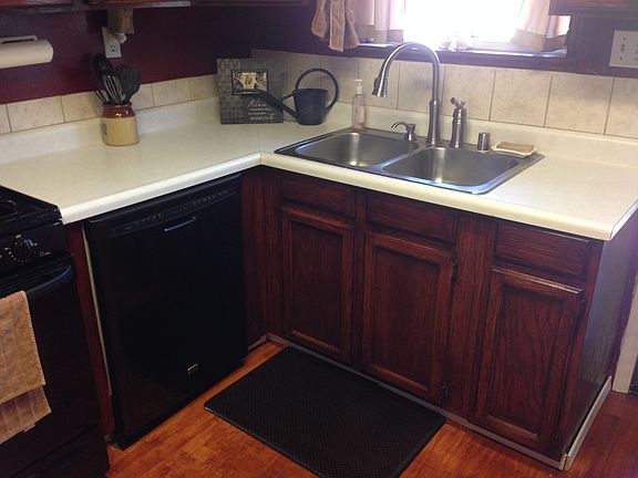 Stainless steel sink