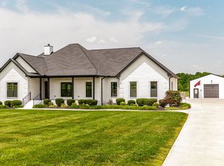 1257 Rock Springs Rd, Bethpage, TN 37022