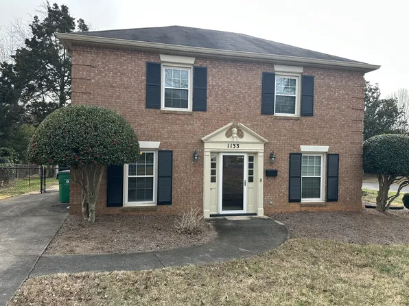 1133 Wimbledon Rd, Charlotte, NC 28209