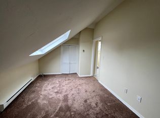 512 S Main St APT 3, Attleboro, MA 02703