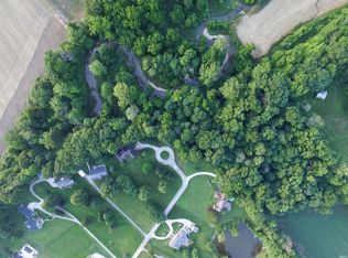 E Diamond Dr, Vincennes, IN 47591