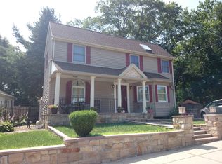 54 Crosstown Ave, West Roxbury, MA 02132