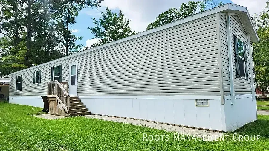 3 Bed 2 Bath Home Available for Lease at Wooded Acres Estates - Apply Now! — Photo 2