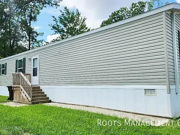 2nd image of 1323 Steeple Chase Dr #1323S