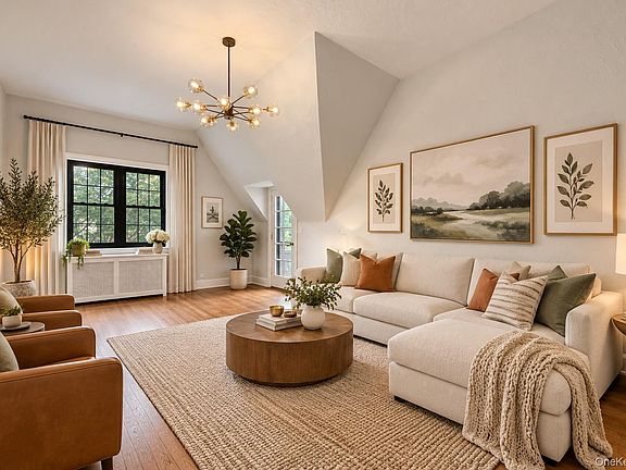 4th image of 64 Kensington Rd APT 3B